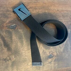 NIKE Men's belt- one size fits most, black